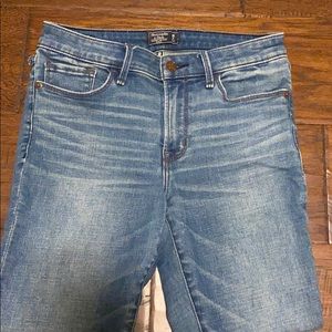 SALE PENDING - Abercrombie Ankle Jeans